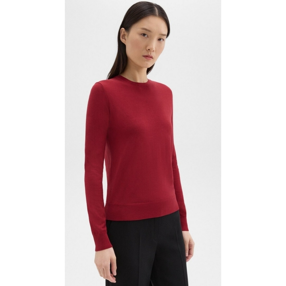 NWT Theory Red Long Sleeve Sweater Size Small
